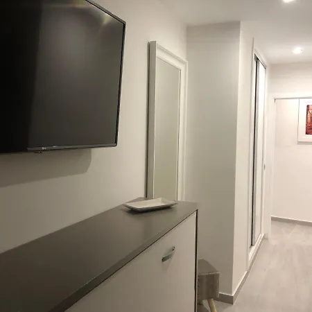 128 Espinel * روندا